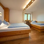 Kwatera prywatna Panoramablick Heimen *